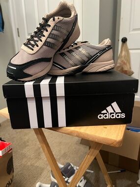 Adidas Adizero Adios OG. Women’s Mesh Running Shoes - Taupe/Black